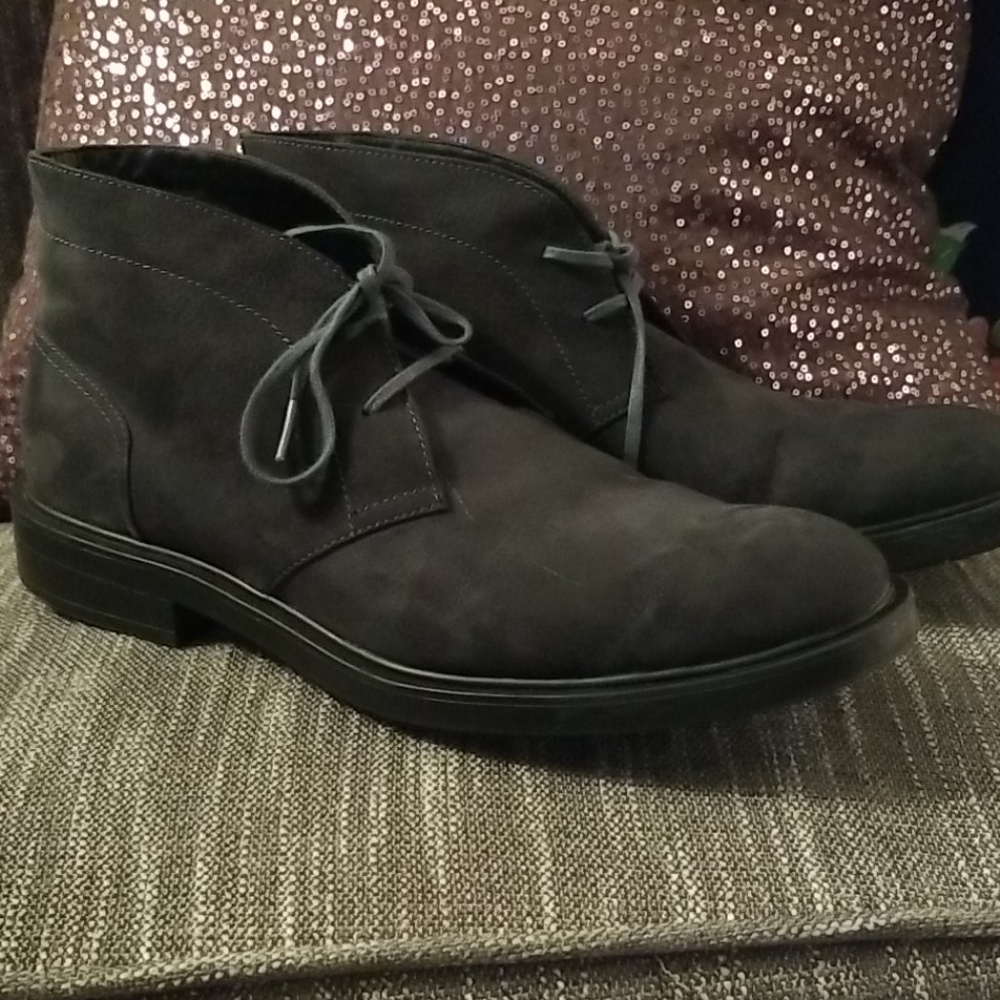Calvin Klein charcoal gray chukka boats 11